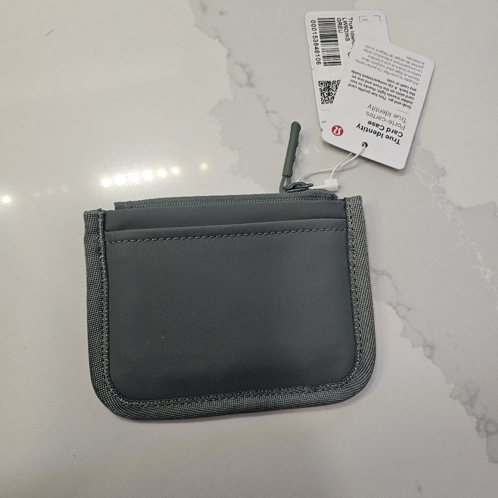 Lululemon True Identity Card Case - Picture 4 of 5